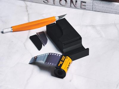 Film Lead Cutter