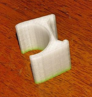 Maglite XL50 flashlight clip for gun sight rail