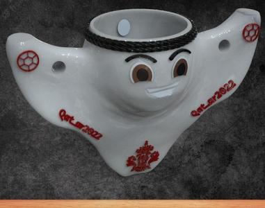 Qatar 2022 mascot pot