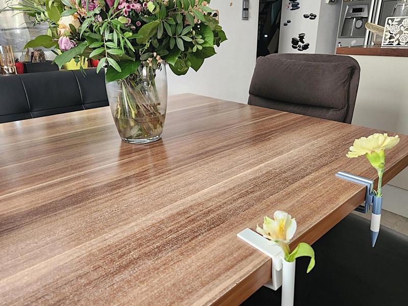 Tablecloth Clip with Vase