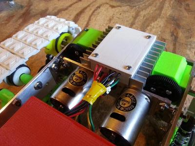 Sabertooth 2x12 case cover, tank, robotic