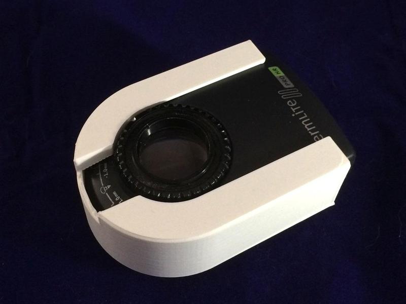 Dermlite II Pro HR belt holster