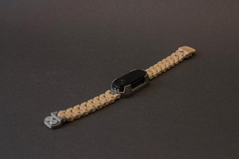 V2 - Xiaomi Mi Band 2 replacement wrist band / chain