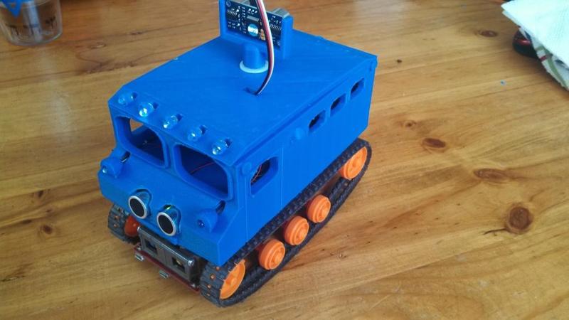 Logitraxx Snow Cat Explorer