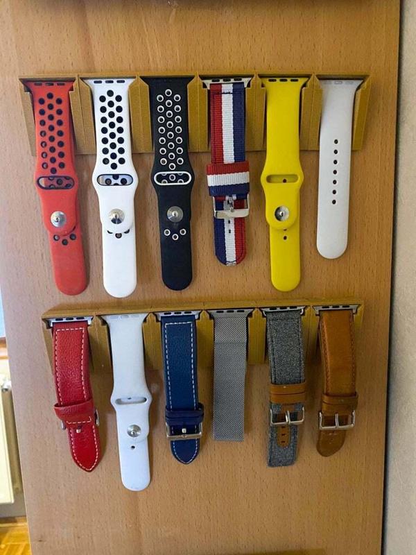 42mm - 44mm Apple watch band holder