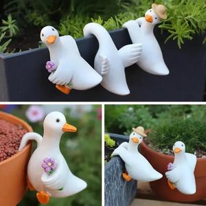 PACK 4 SWANS