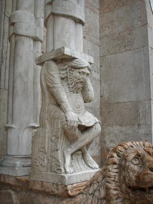 Telamone - Protiro della Cattedrale di San Giorgio (Ferrara, Italy)
