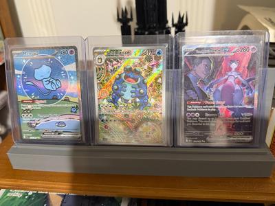 3 card stand