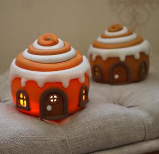 Cinnamon Roll Fairy House Lamp