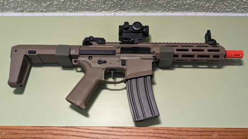 Wall Mount for Airsoft - Matrix "Calico Jack" AKA Double Eagle M904