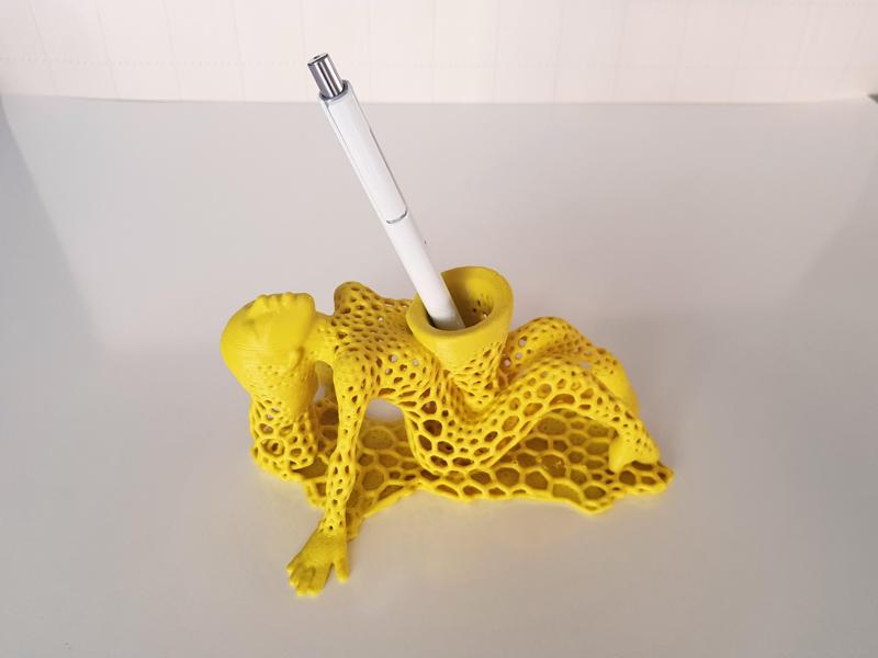 GIRL VORONOI PEN HOLDER | PEN HOLDER | GIFT | PENCIL HOLDER | GIRL | WOMEN VORONOI | GIRL OBJECT | HOME DESIGN | DECOR | DESIGN | GIFTS | OFFICE DECOR | DECOR | 3D MODEL STL | STL | 3D PRINTING FILE | 3D STL FILE