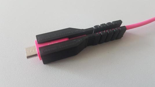 USB cable protector
