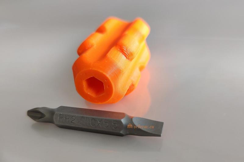 Short Handle for double ended 1/4" screwbits