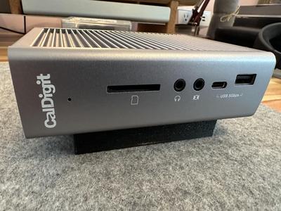 Riser for Caldigit TS3 Plus