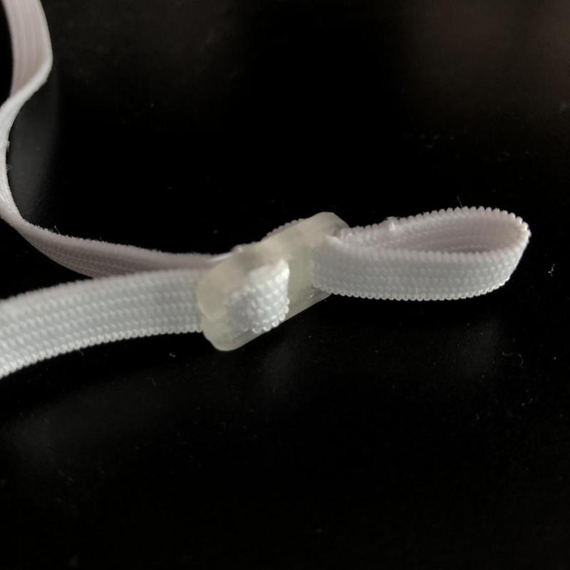 Elastic keeper/adjuster for 1/4" flat elastic