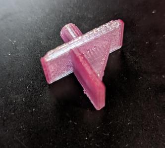 Peg-mounted cabinet shelf bracket