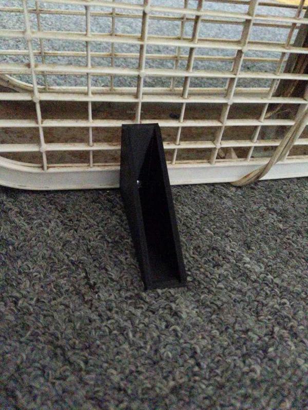 Screw-on Lasko fan foot