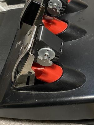 Logitech G27 Pedal vibration motor mount