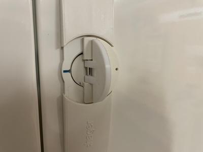 Hager distribution box "door opening mechanism"