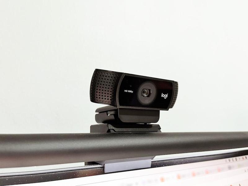 Logitech C922 Webcam mount for Xiaomi Mi Light Bar