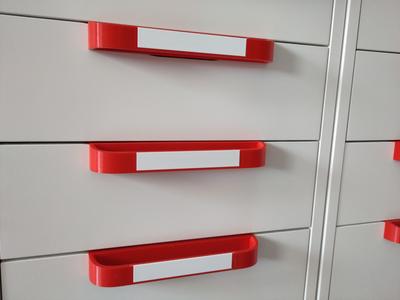 Alex handle label - tight fit