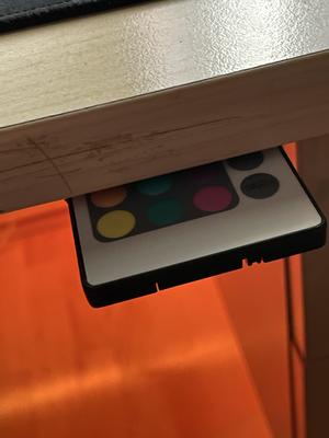 LED remote holder vasemode