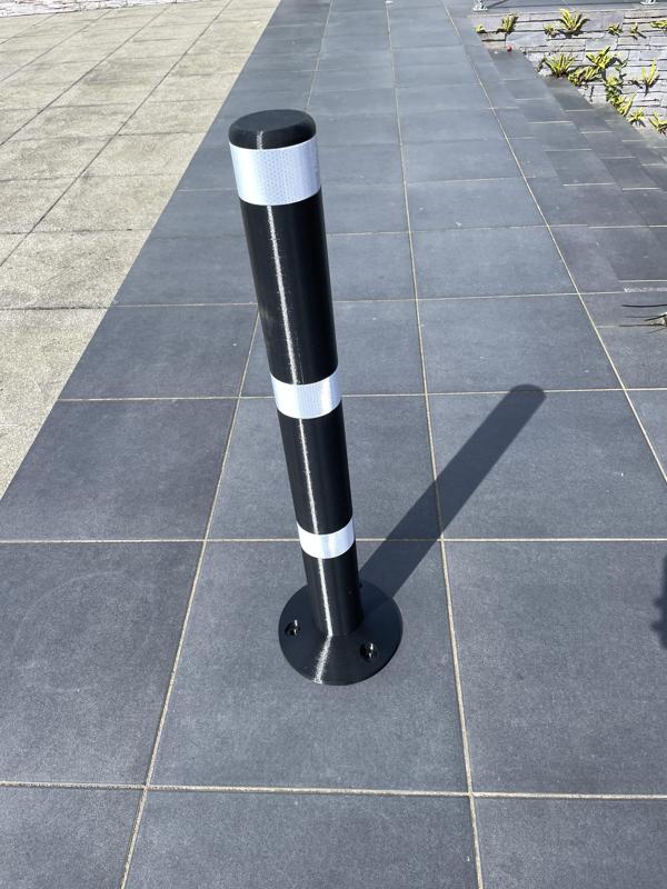 Traffic posts