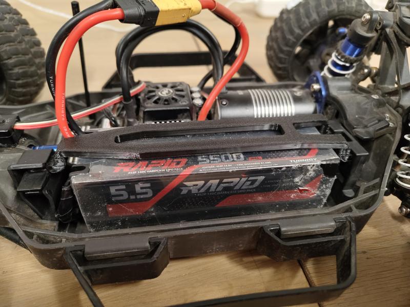 Traxxas Slash 4x4 LCG XL battery hold down