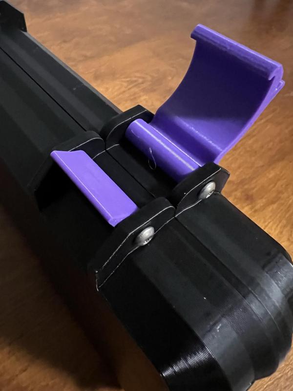 Cam Latches for Toolbox