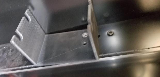 Garbage holder on a 3D printer