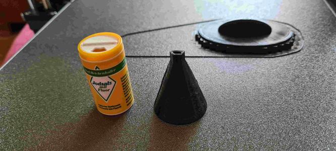 Refill funnel for an old salt shaker