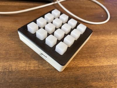 NeoTrellis KB2040 Short Case