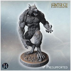Werewolf with sharp claws, fierce expression, and muscular build on a detailed circular base (29) - Medieval Fantasy Magic Feudal Old Archaic Saga 28mm 15mm
