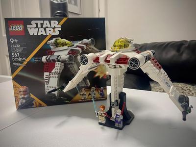 STAR WARS SET 75432 V-19 Torrent Display Stand