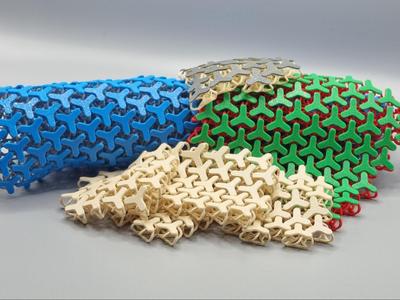Trispoke chainmail fabric