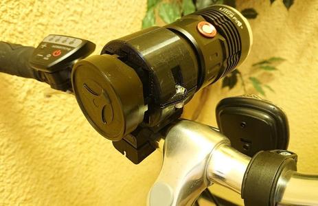 UltraFire U-L2 light - mount for handlebars