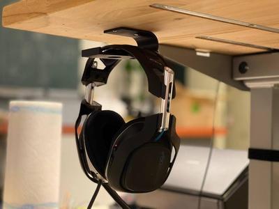 Simple under the desk headphone/headset holder/Kopfhörerhalterung