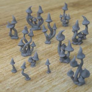 10 POINTY MUSHROOMS FOR TERRAIN DIORAMA TABLETOP 1/35 1/24