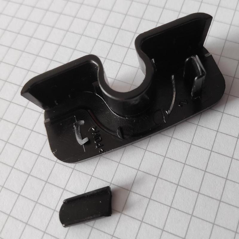 Vauxhall Mokka (Chevy Cruz?) Parcelshelf Clip
