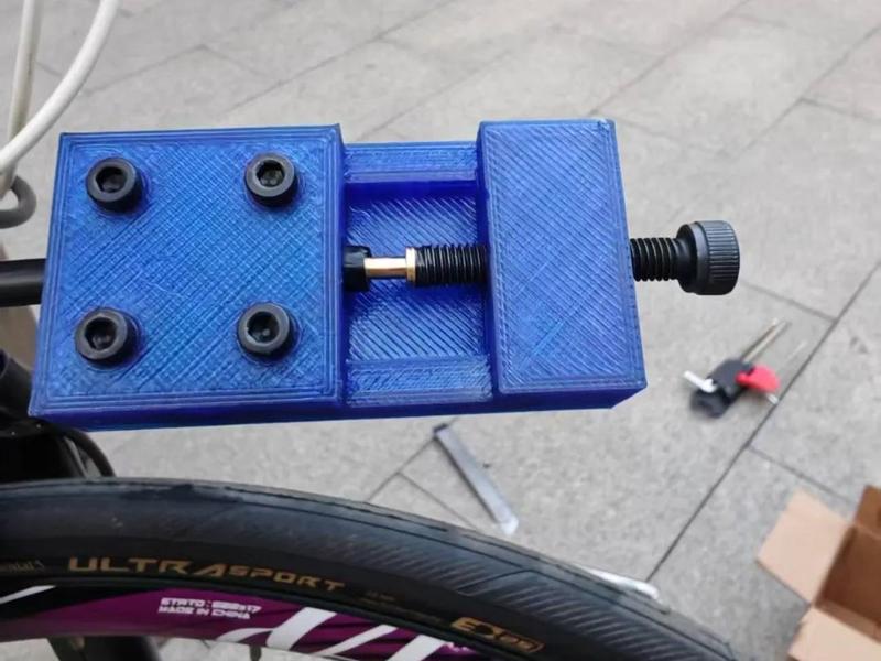 Hydraulic Disc Brake Bleed Needle Insertion Tool