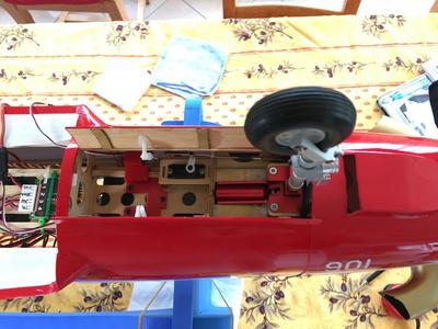 Sebart PC-21/50 servo holder gear door