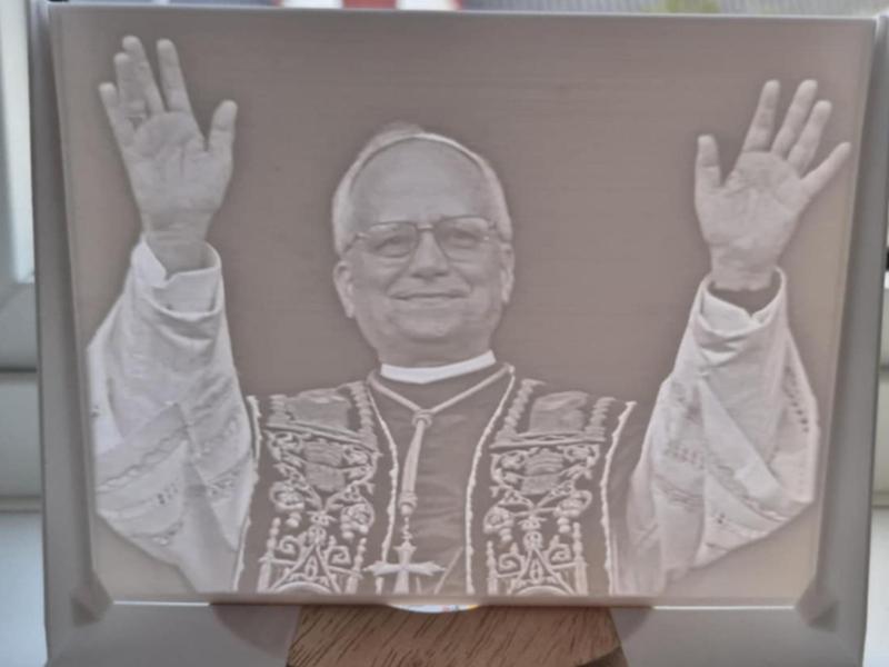 Pope Leo XIV Lithopane perfekt for the living room