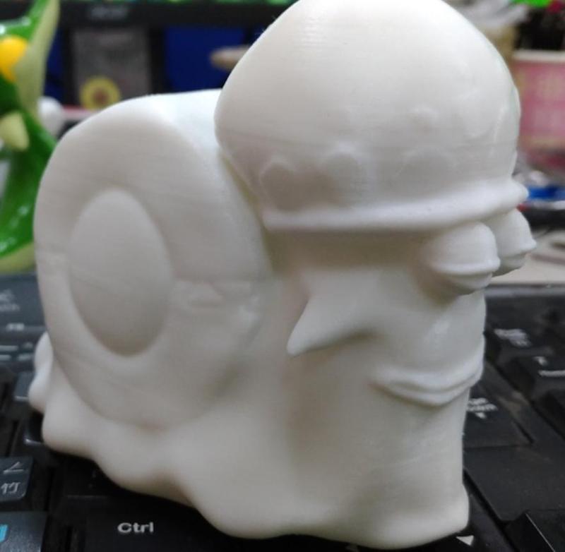 Trafalgar D. Water Law's snail cellphone