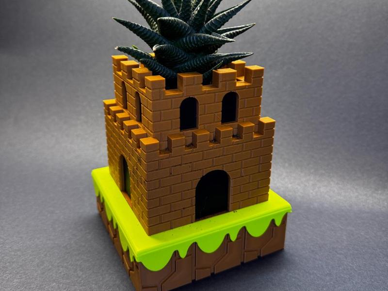 Castle planter Super Mario inspired