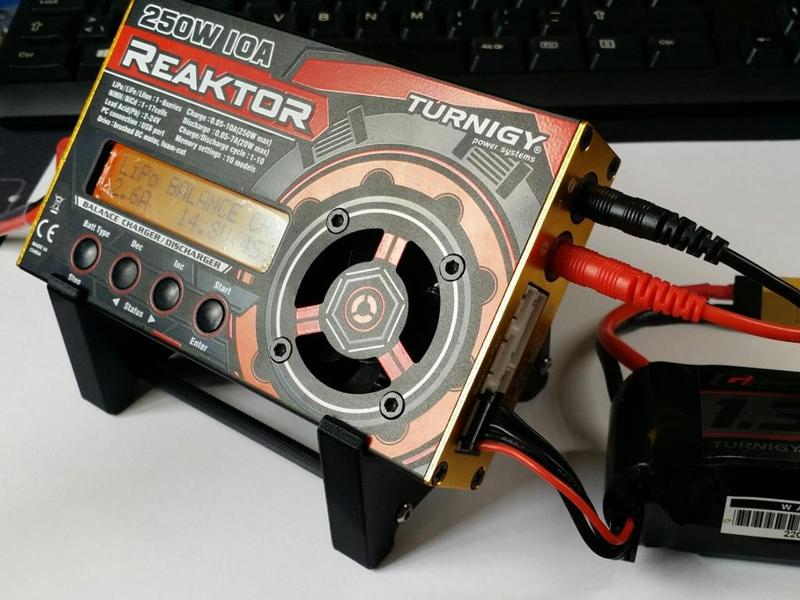 Turnigy Reaktor 250W 10A Stand 45° tilt