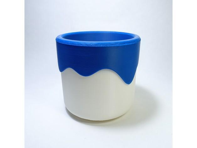 Overflowing container