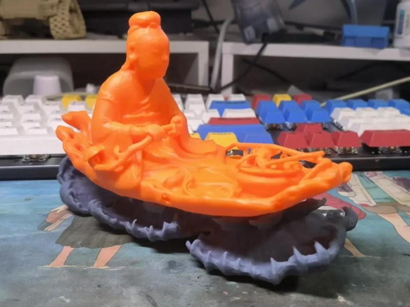 Boxwood Sculpture of He Xiangu Sailing on a Boat