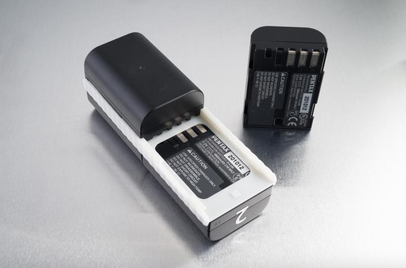 D-Li90 Battery Holder