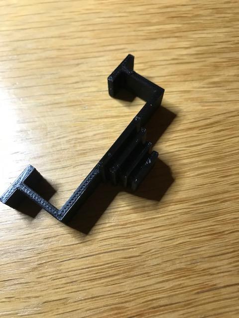 Bird water-tank holder