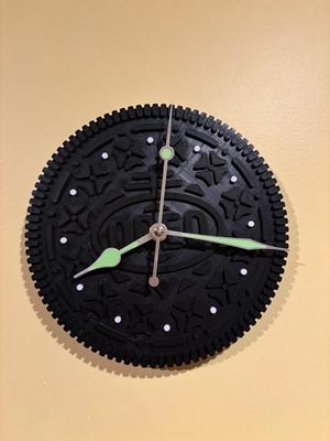 Oreo Clock